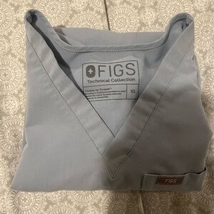 Figs scrub one pocket top